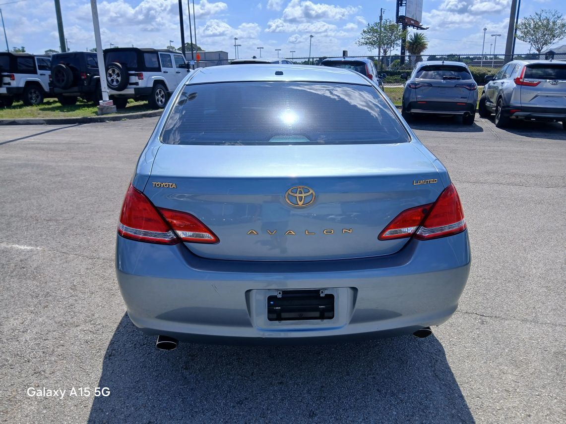 2010 Toyota Avalon Limited Sedan 4D Maitland FL