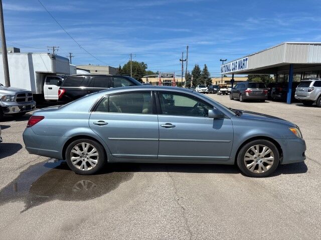 2010 Toyota Avalon XLS Cleveland OH