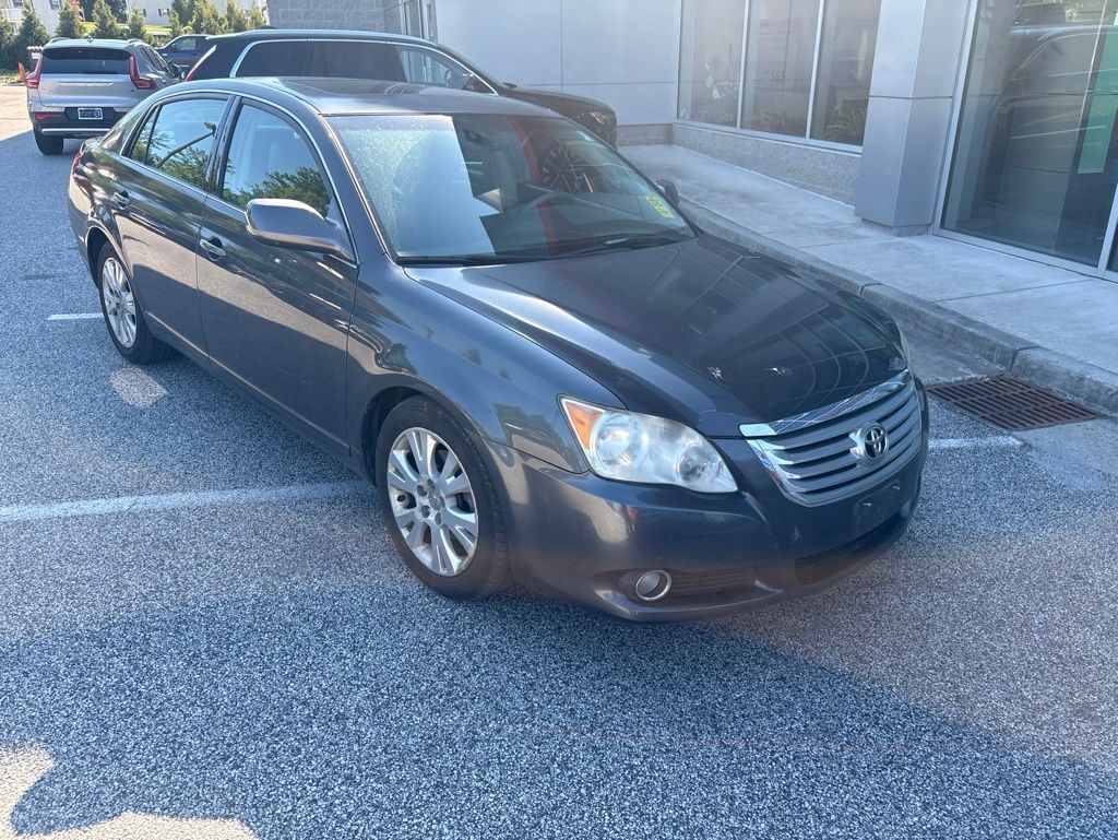 2010 Toyota Avalon XLS
