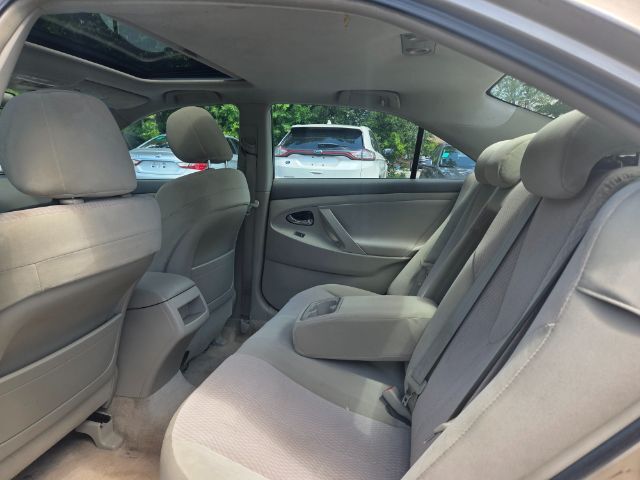 2010 Toyota Camry LE Elgin IL