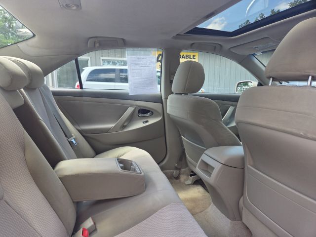 2010 Toyota Camry LE Elgin IL
