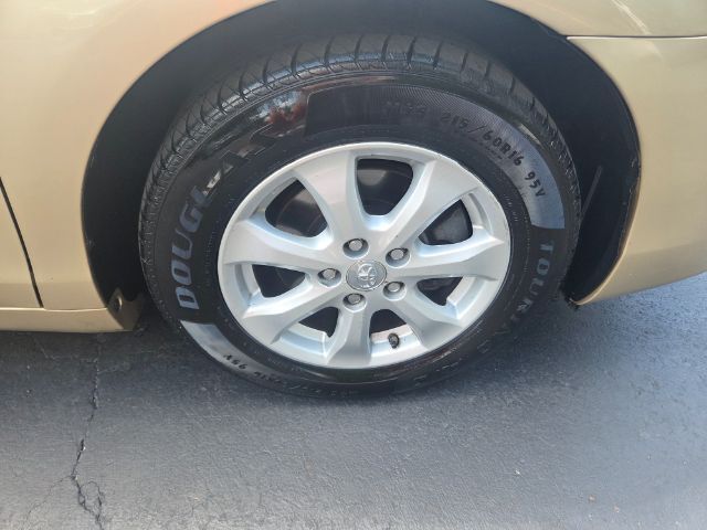 2010 Toyota Camry LE Elgin IL