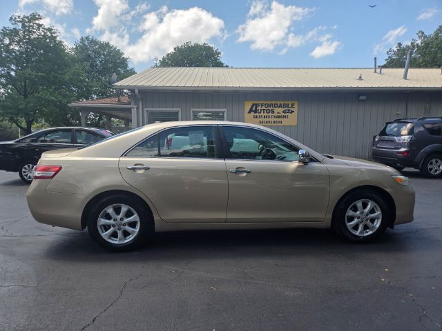 2010 Toyota Camry LE Elgin IL
