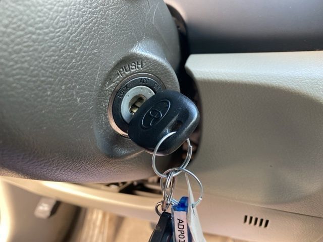 2010 Toyota Camry LE Raleigh NC