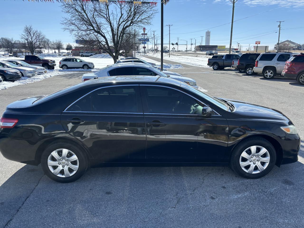2010 Toyota Camry LE Sedan 4D Aurora MO