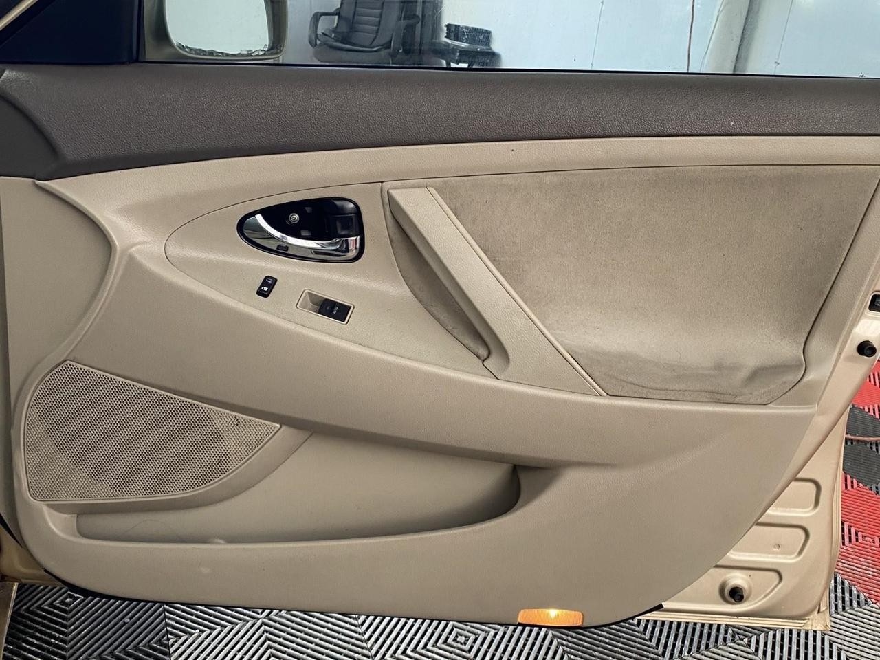 2010 Toyota Camry XLE Richmond Hill NY