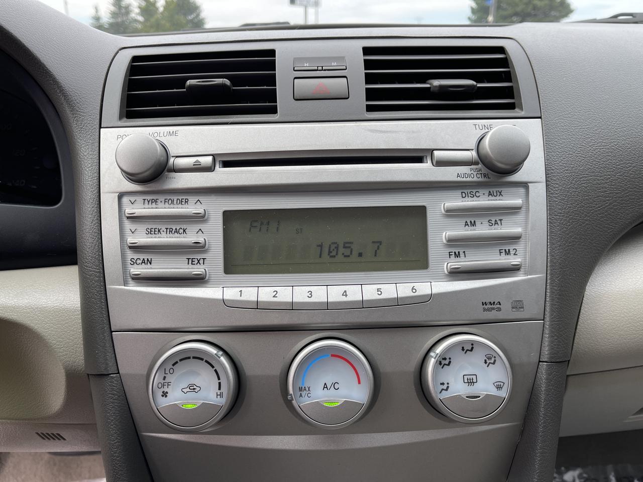 2010 Toyota Camry XLE Hayden ID