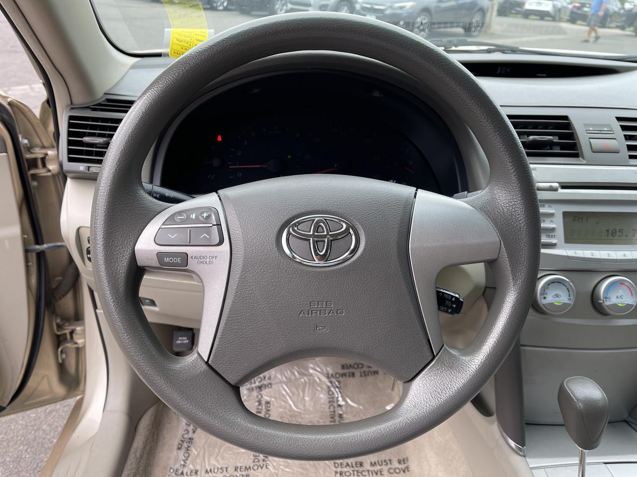 2010 Toyota Camry XLE Hayden ID