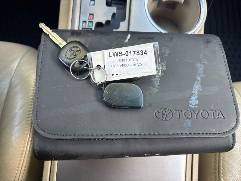 2010 Toyota Highlander 4WD V6 w/ 3rd Row Arlington VA