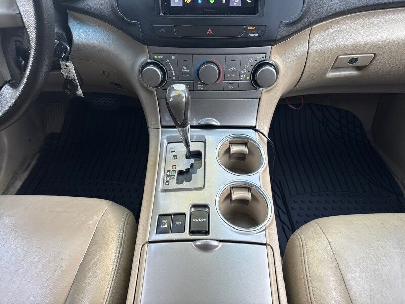 2010 Toyota Highlander 4WD V6 w/ 3rd Row Arlington VA