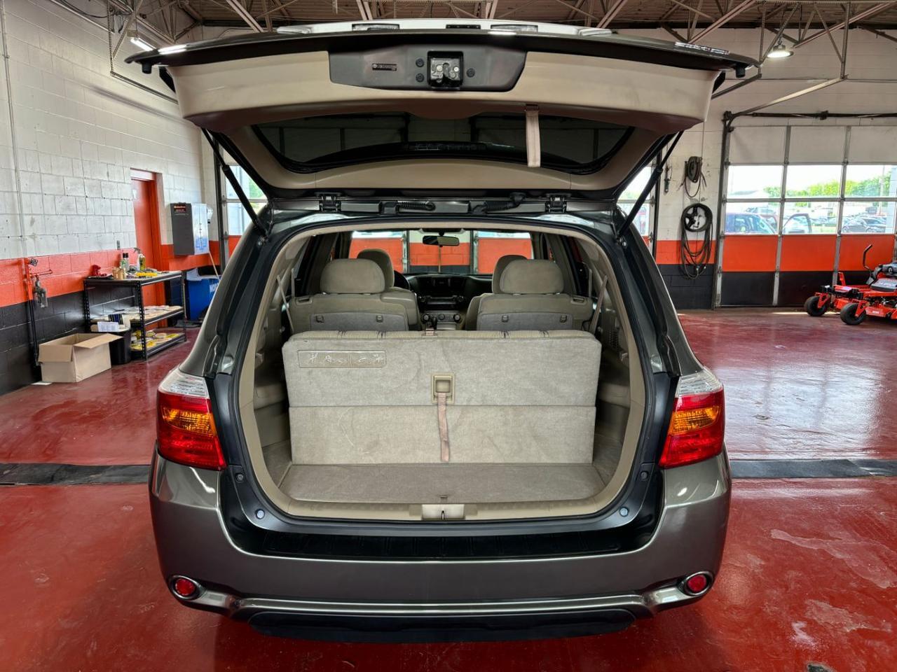 2010 Toyota Highlander Base V6 Franklin OH