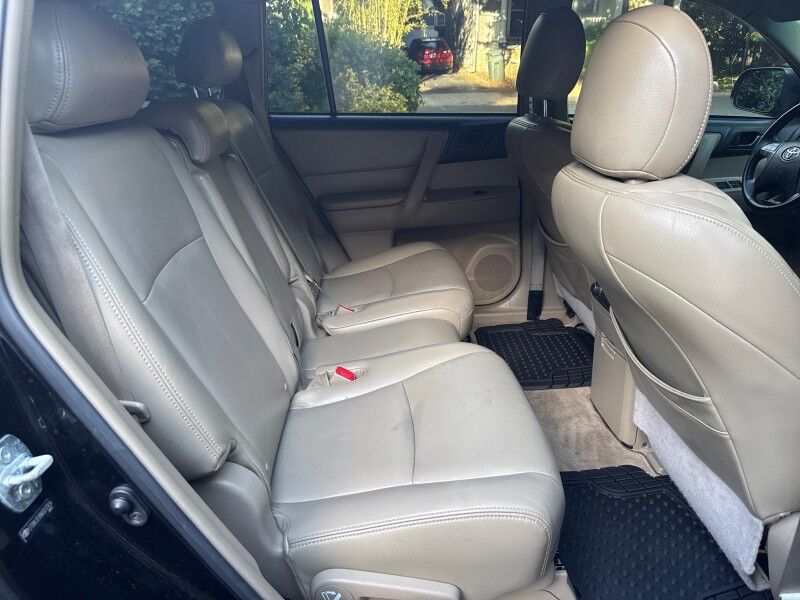 2010 Toyota Highlander V6 4WD w/ Extra Value Package Arlington VA