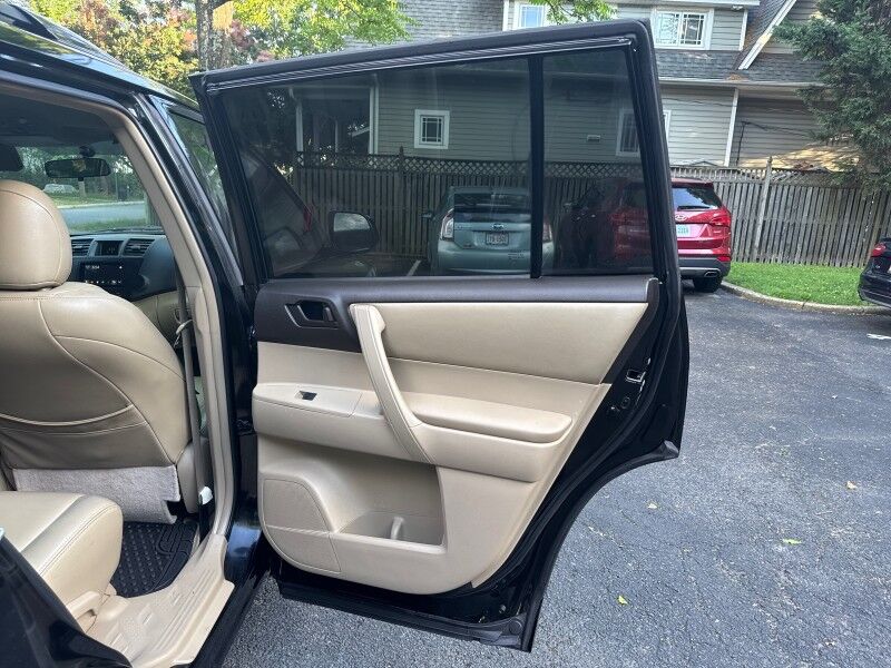 2010 Toyota Highlander V6 4WD w/ Extra Value Package Arlington VA