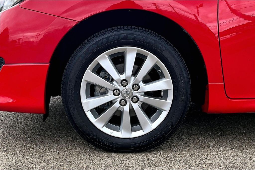 2010 Toyota Matrix Base OR