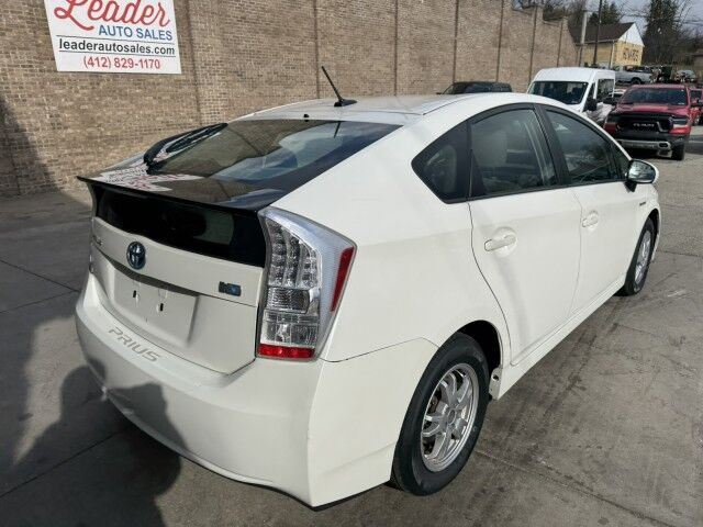 2010 Toyota Prius II