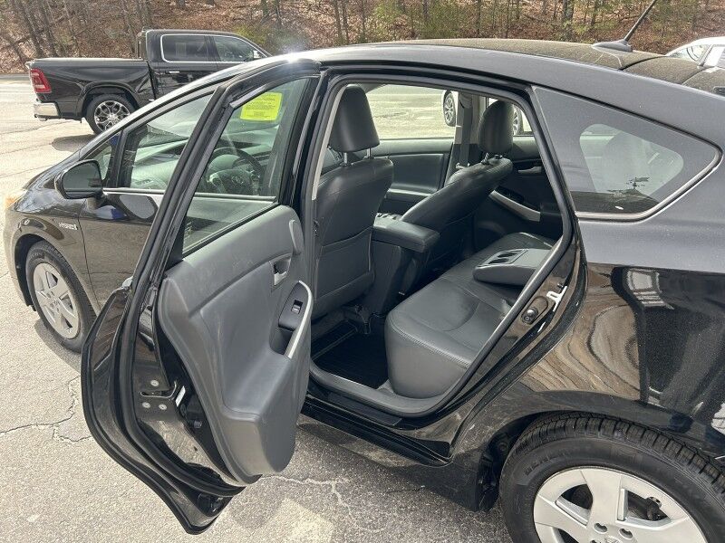 2010 Toyota Prius V - FULLY LOADED - GREAT SERVICE HISTORY Webster MA