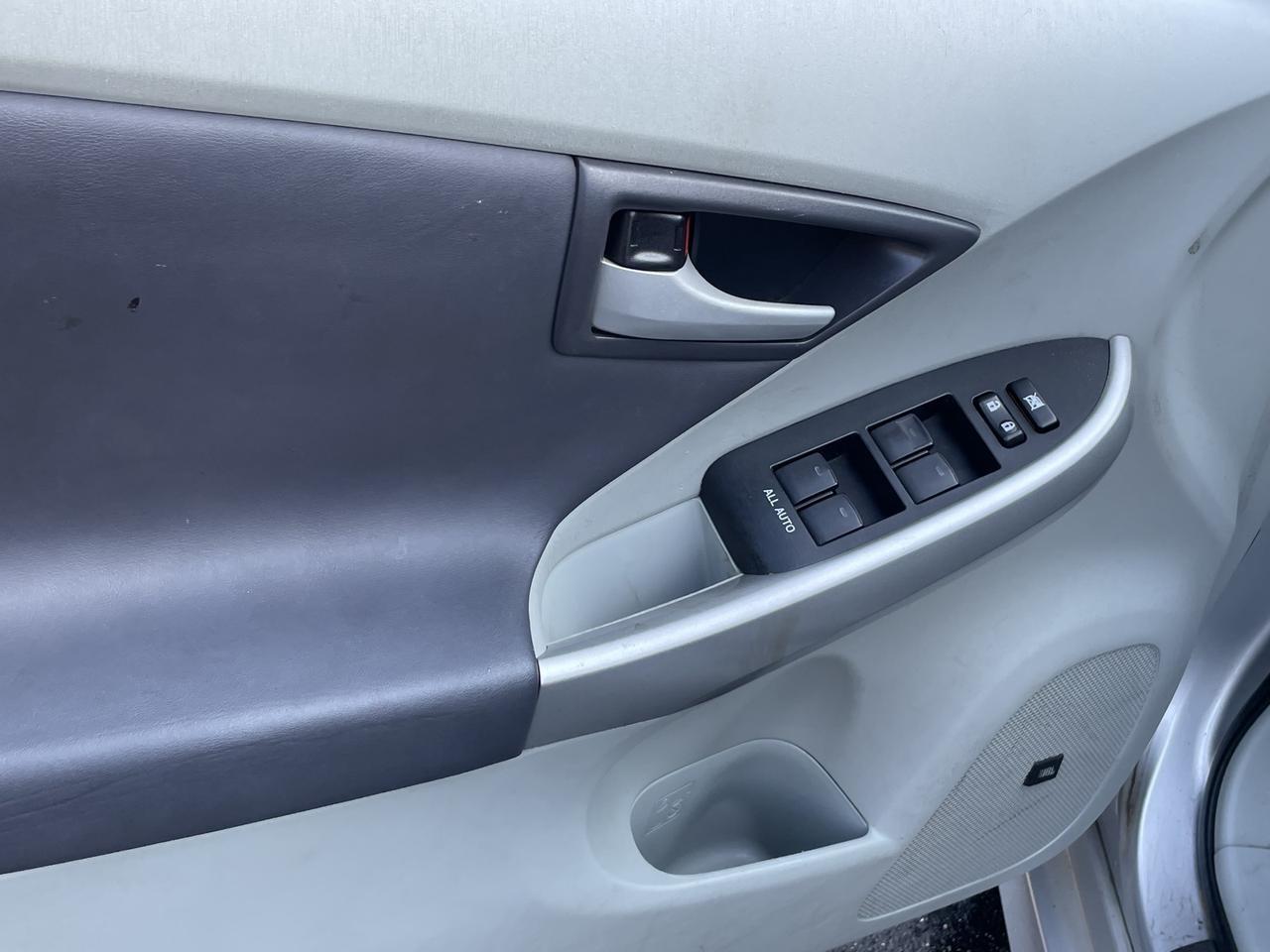 2010 Toyota Prius V Alexandria VA