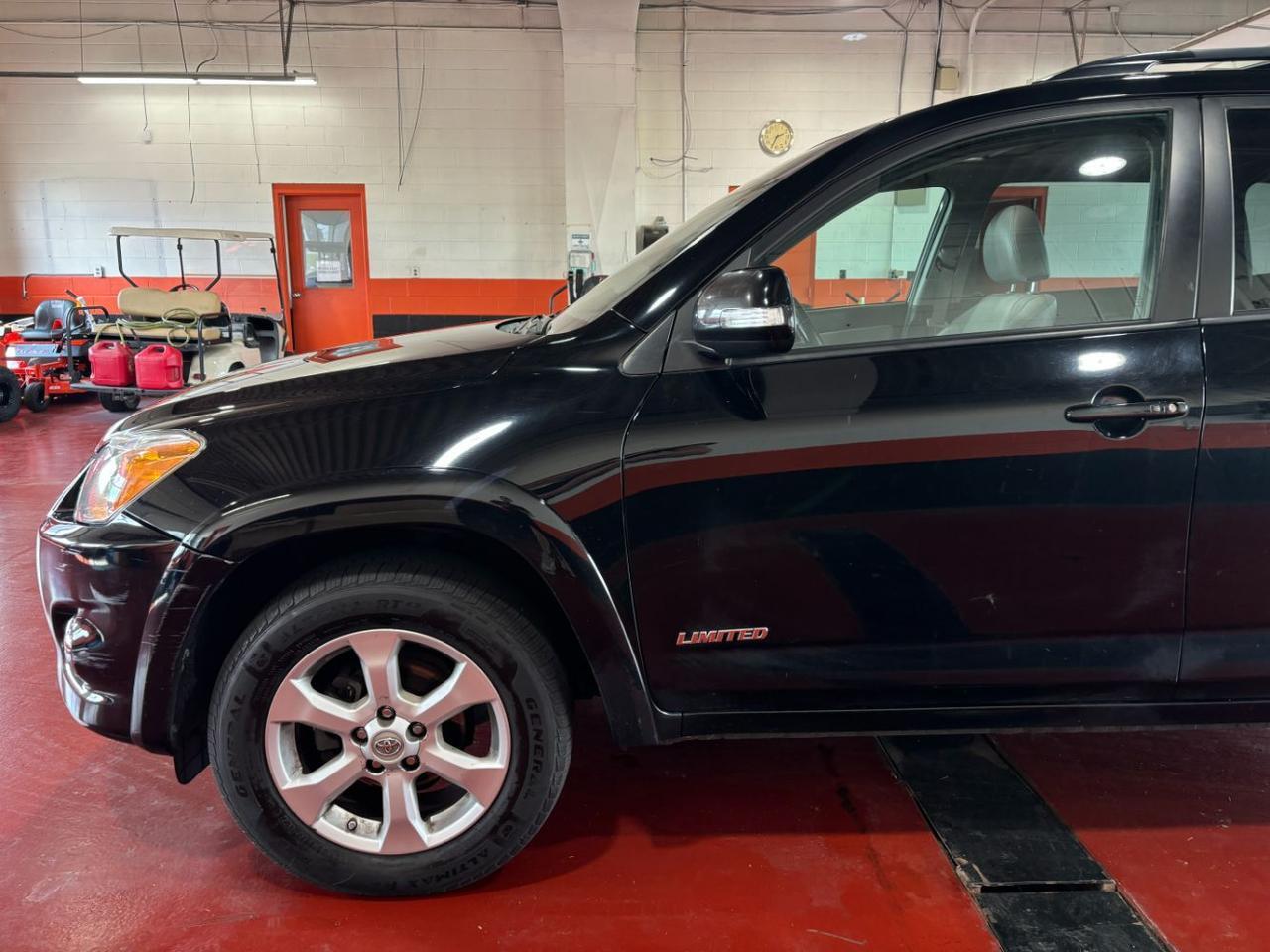 2010 Toyota RAV4 Limited Franklin OH