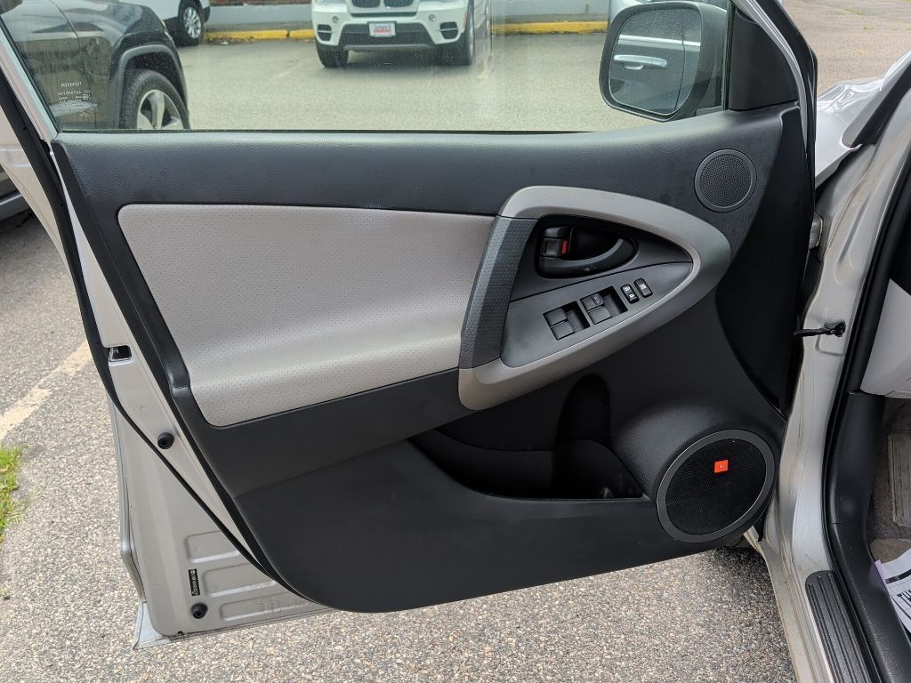 2010 Toyota RAV4 Limited Worcester MA