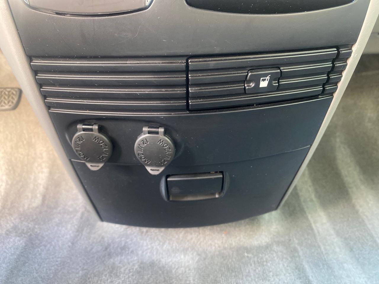 2010 Toyota Sienna LE LOW MILES 41,871 1 OWNER 7 PASSENGER Pompano Beach FL