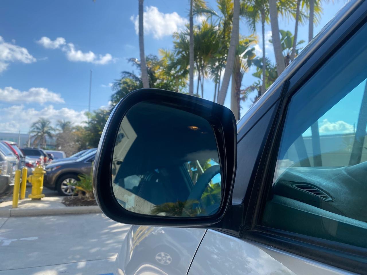 2010 Toyota Sienna LE LOW MILES 41,871 1 OWNER 7 PASSENGER Pompano Beach FL