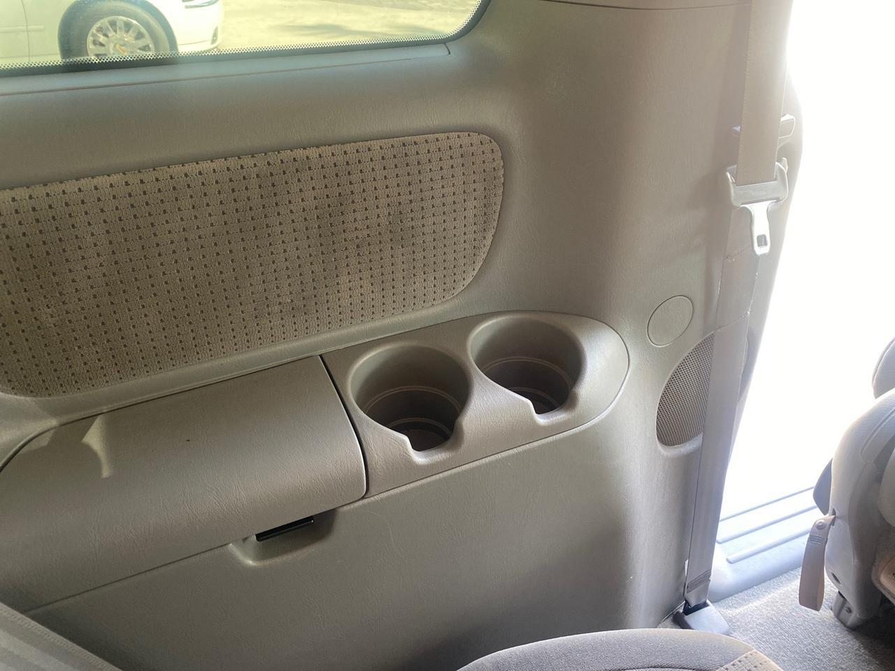 2010 Toyota Sienna LE LOW MILES 41,871 1 OWNER 7 PASSENGER Pompano Beach FL