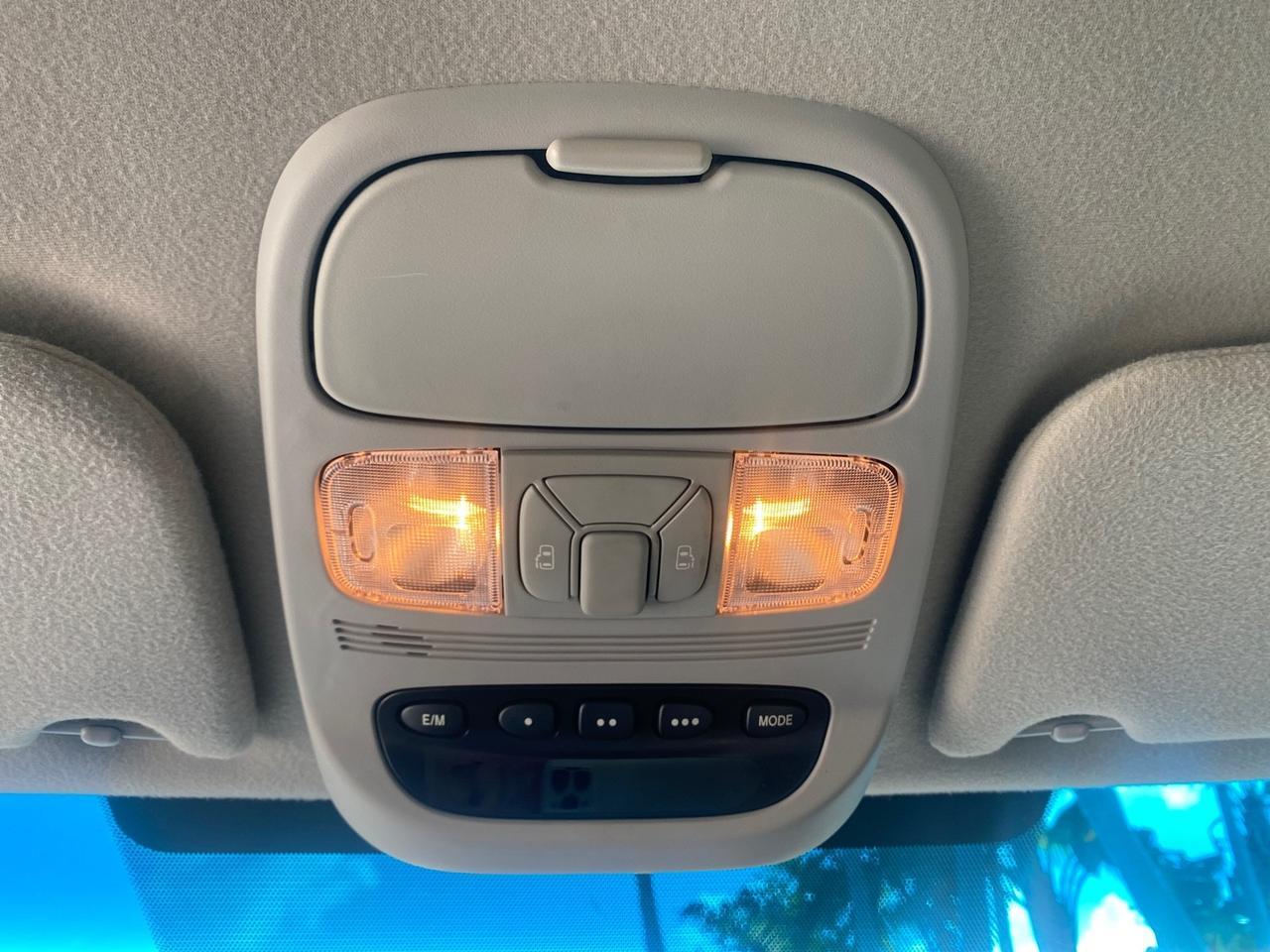 2010 Toyota Sienna LE LOW MILES 41,871 1 OWNER 7 PASSENGER Pompano Beach FL