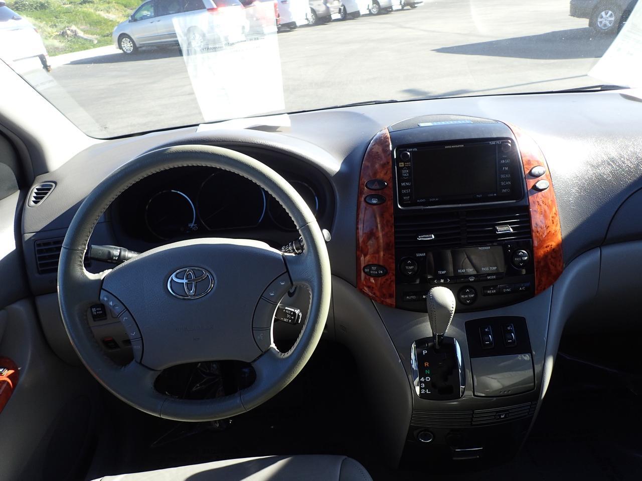 2010 Toyota Sienna XLE Anaheim CA