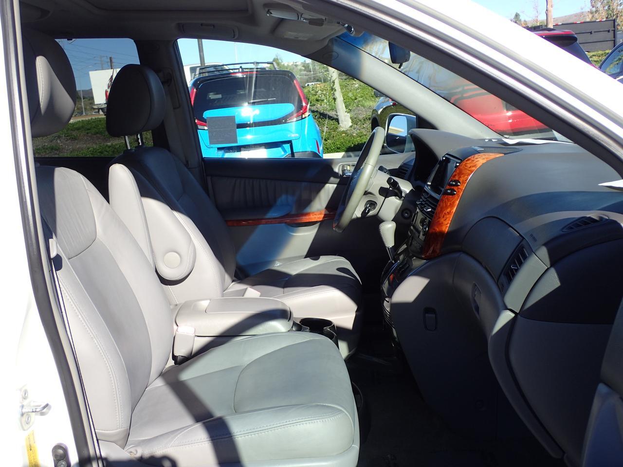 2010 Toyota Sienna XLE Anaheim CA