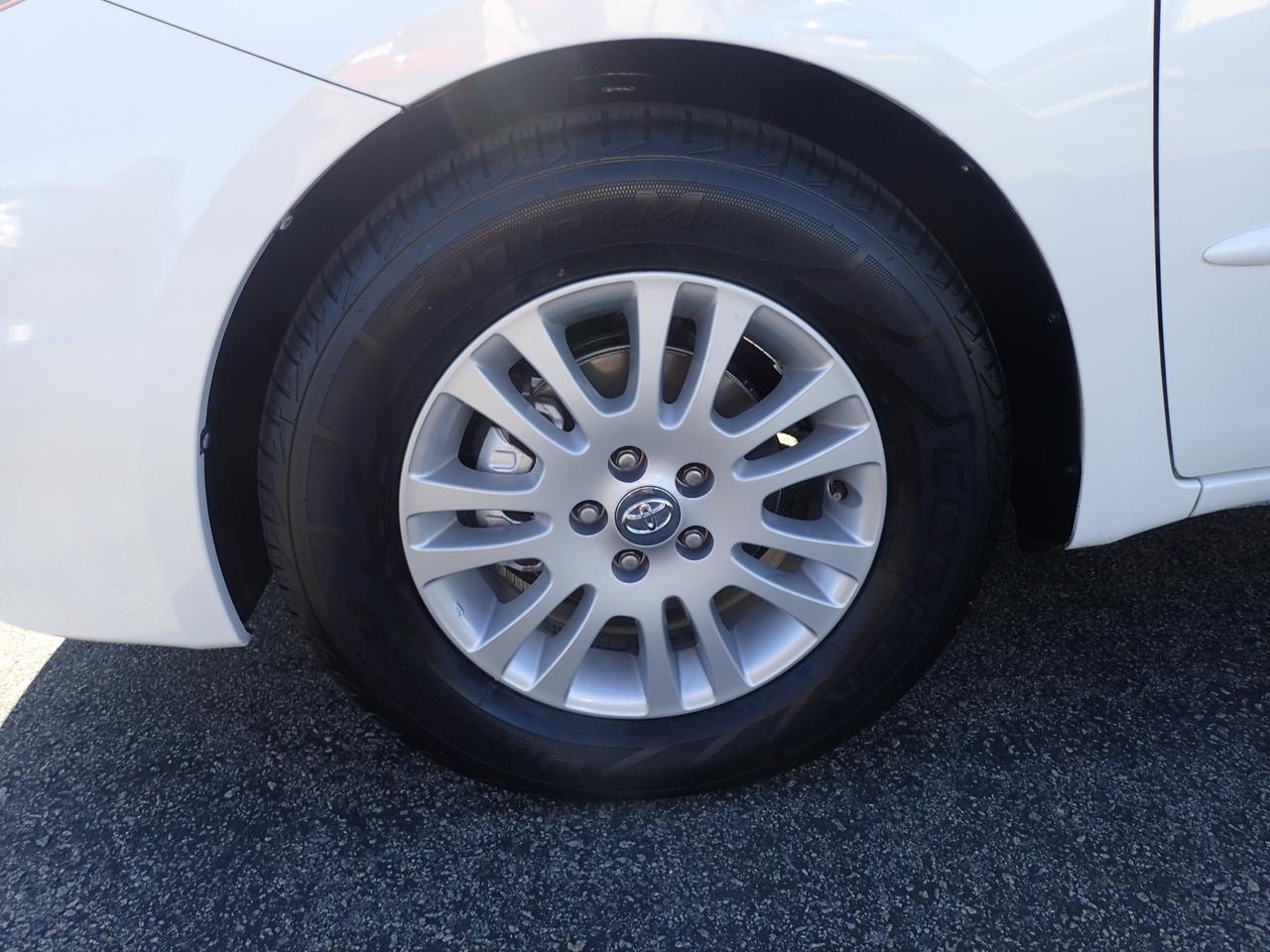 2010 Toyota Sienna XLE Anaheim CA