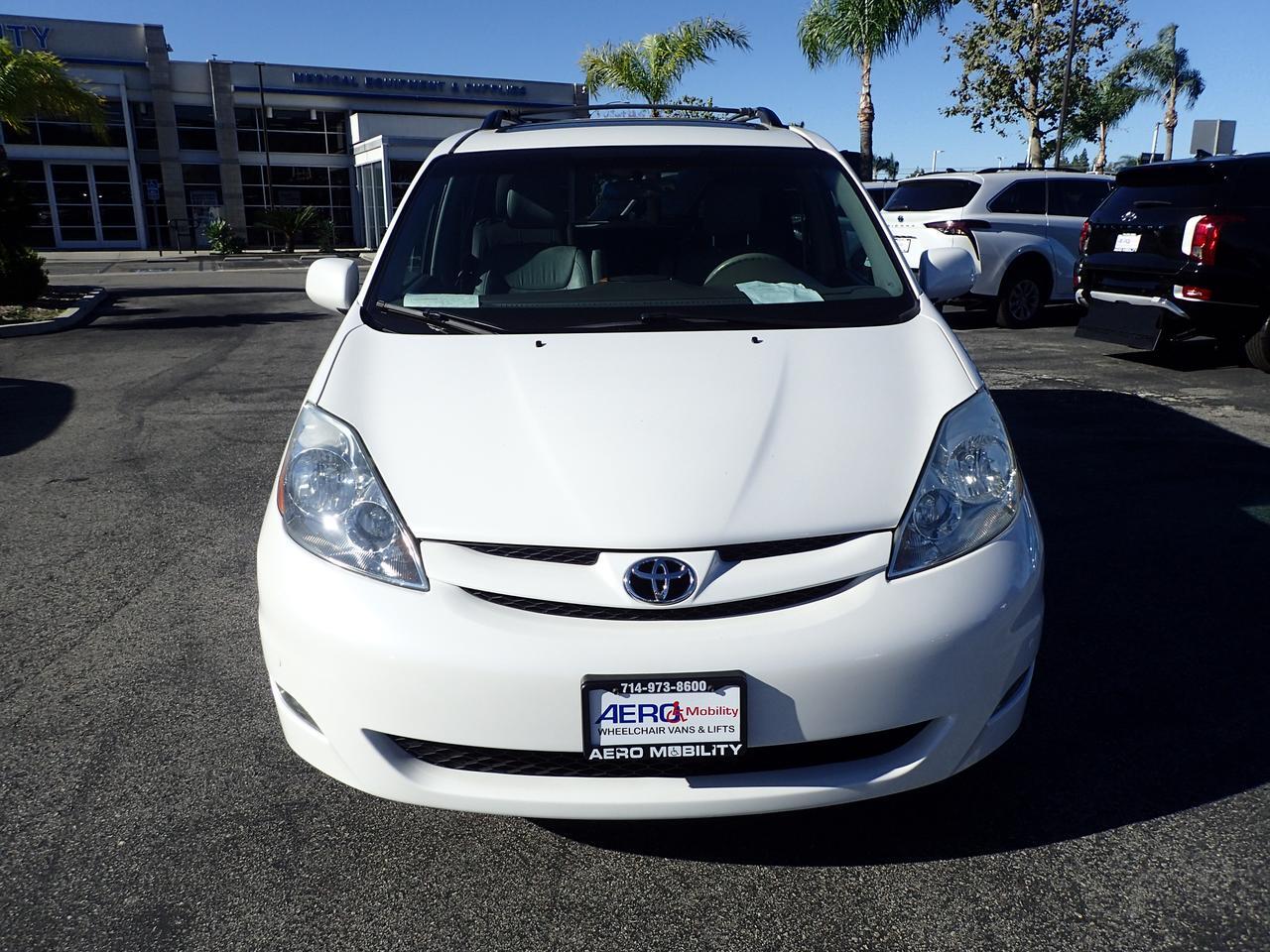 2010 Toyota Sienna XLE Anaheim CA