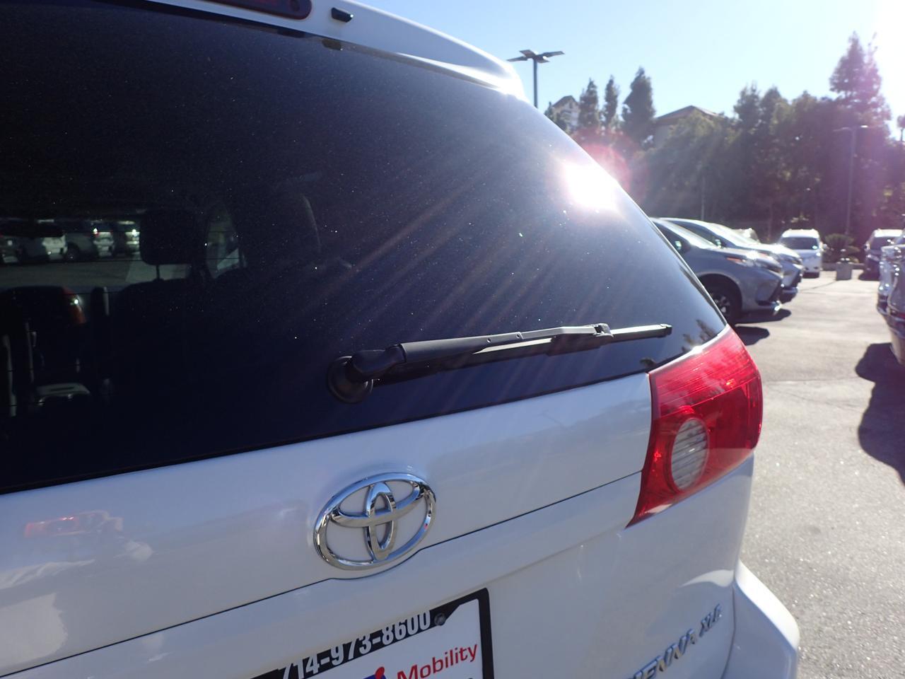 2010 Toyota Sienna XLE Anaheim CA