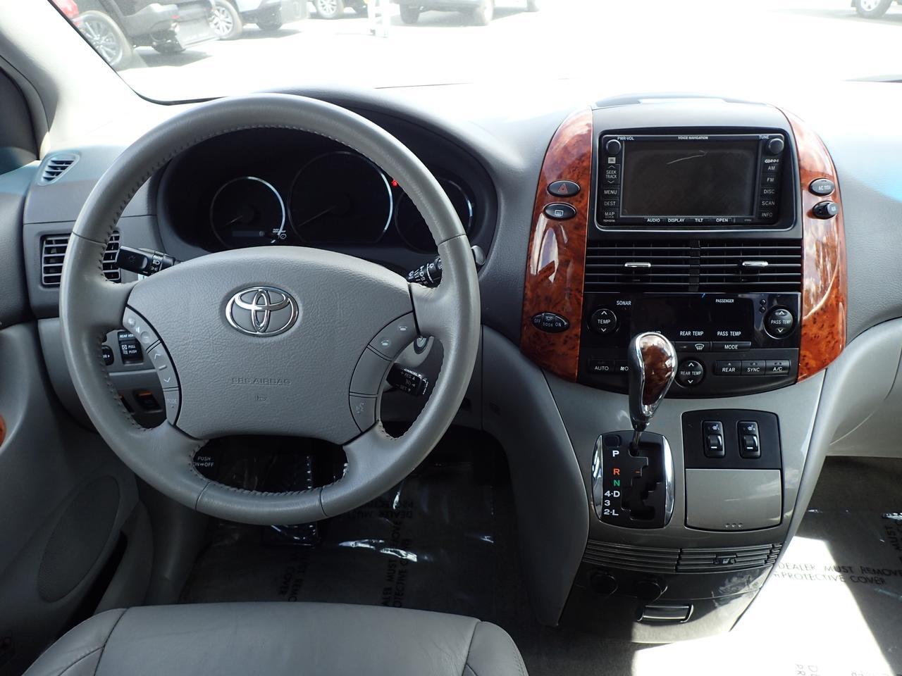 2010 Toyota Sienna XLE Anaheim CA