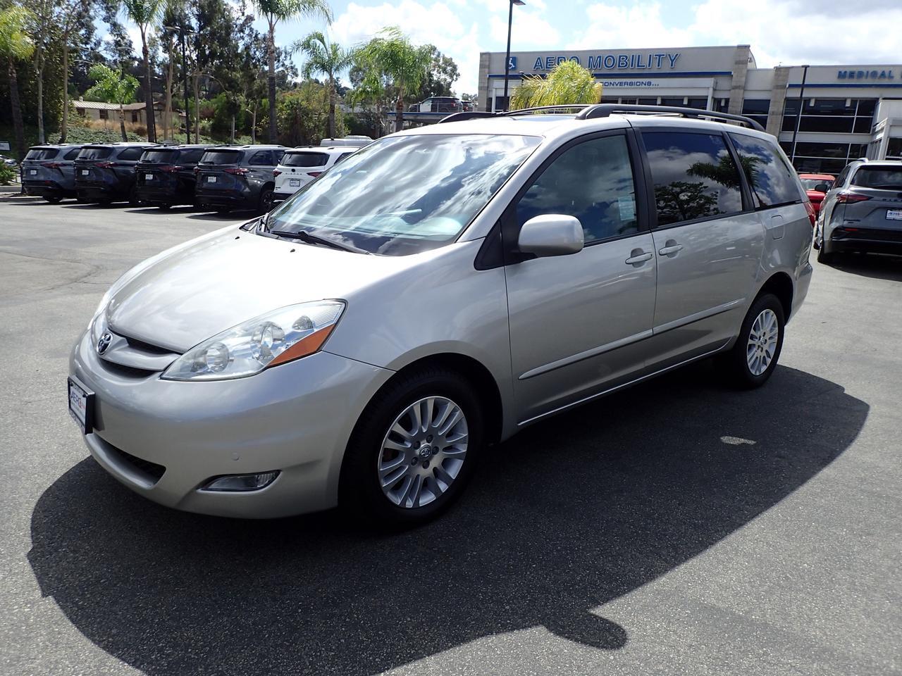 2010 Toyota Sienna XLE Anaheim CA