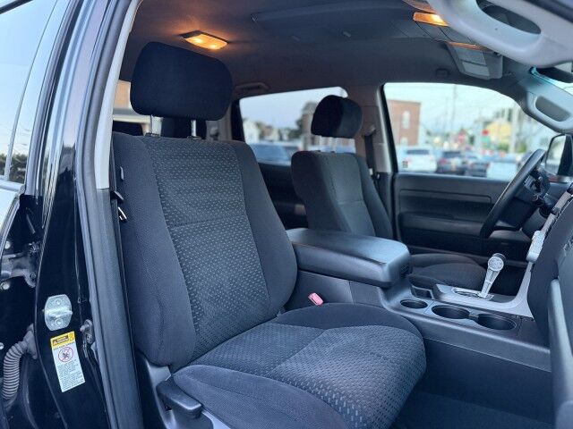 2010 Toyota Tundra 4WD Truck Whitehall PA