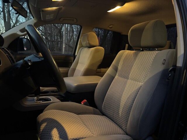 2010 Toyota Tundra 4WD Truck  Whitehall PA