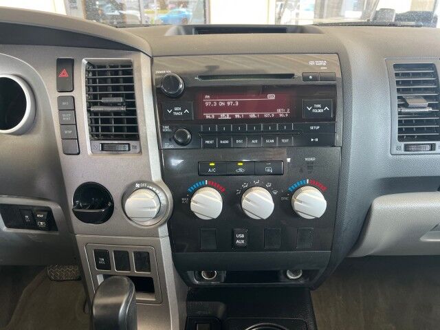 2010 Toyota Tundra Double Cab photo 19