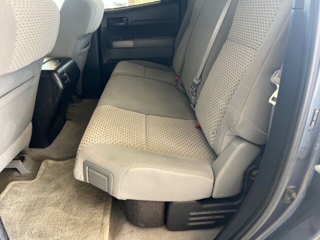 2010 Toyota Tundra Double Cab photo 29
