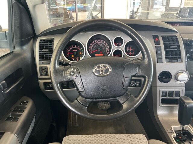 2010 Toyota Tundra Double Cab photo 18