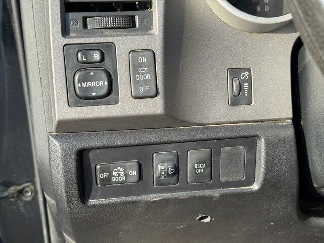 2010 Toyota Tundra Grade Crestwood KY