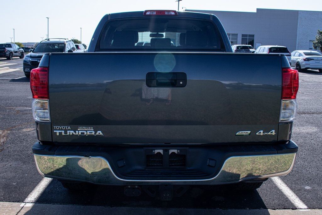 2010 Toyota Tundra SR5 photo 5