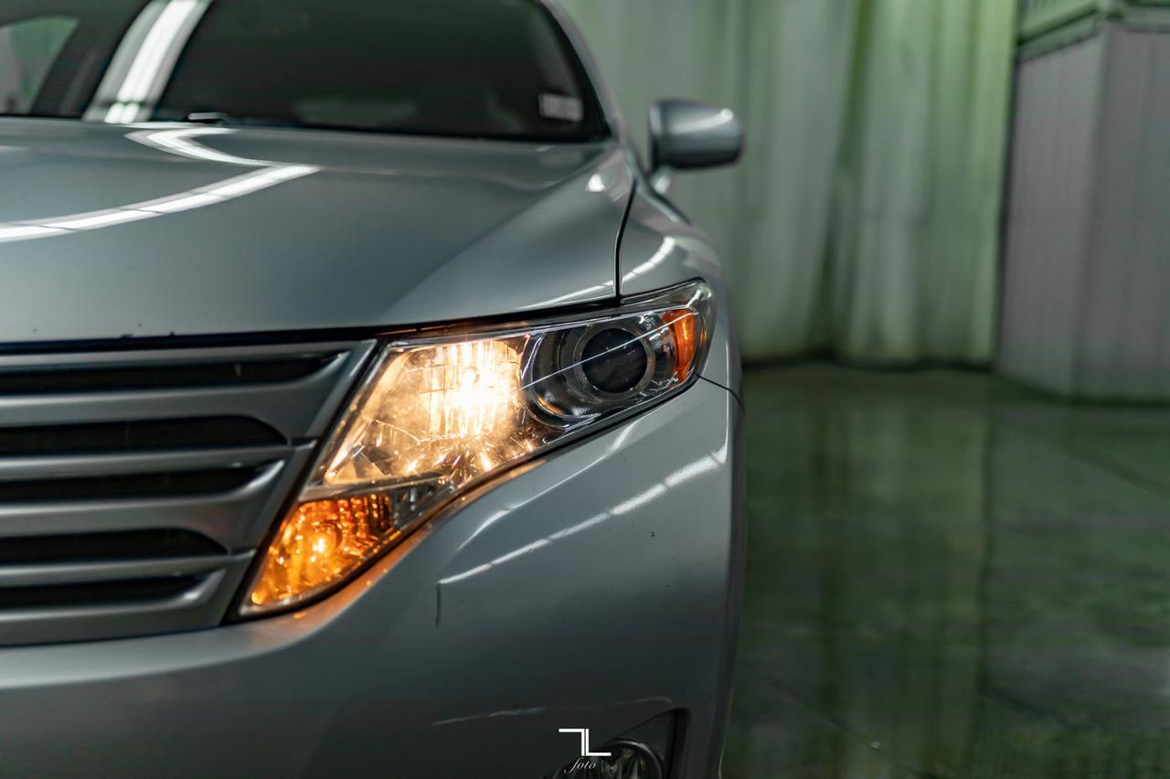 2010 Toyota Venza AWD LE Heated Seats Red Deer AB