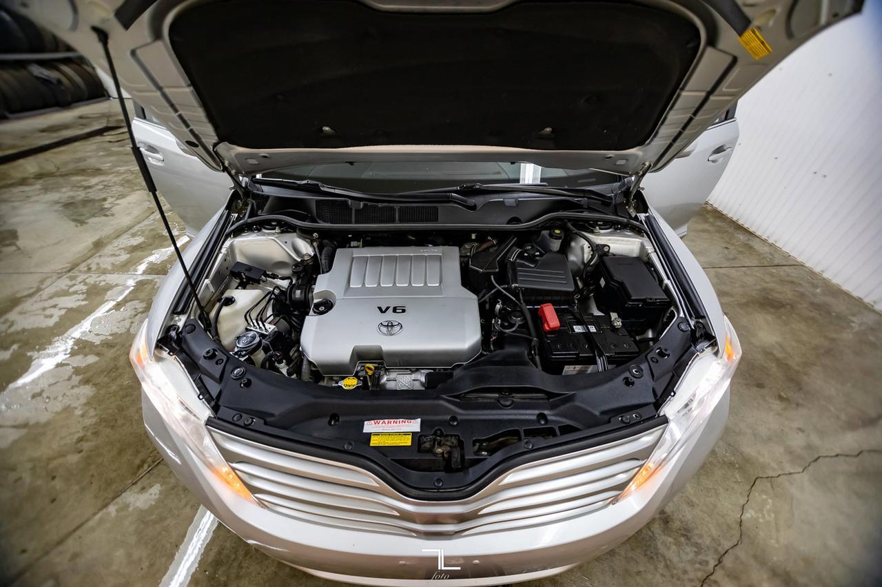 2010 Toyota Venza AWD LE Heated Seats Red Deer AB