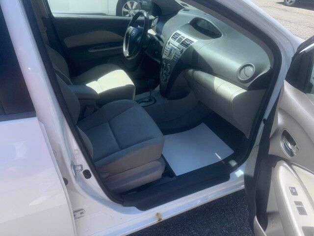 2010 Toyota Yaris North Versailles PA