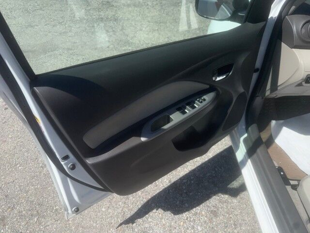 2010 Toyota Yaris North Versailles PA