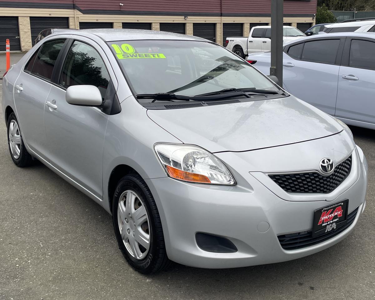 2010 Toyota Yaris Sedan 4D