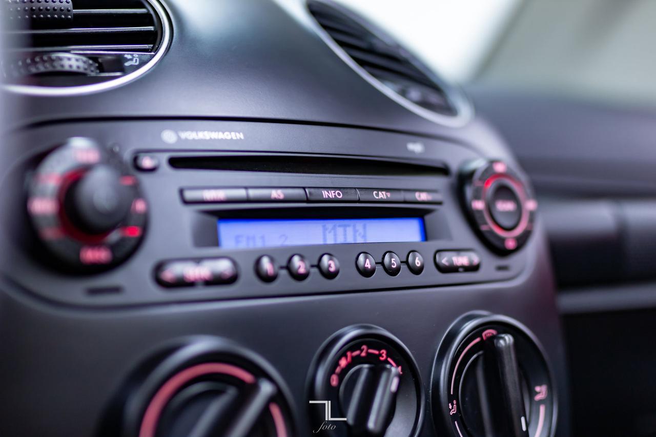 2010 Volkswagen Beetle Comfortline Convertible Leather Red Deer AB
