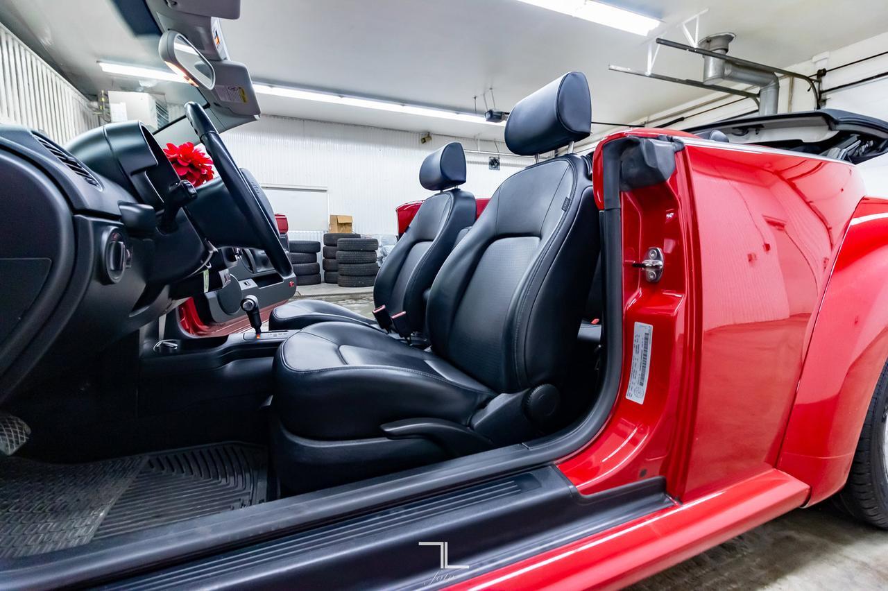 2010 Volkswagen Beetle Comfortline Convertible Leather Red Deer AB