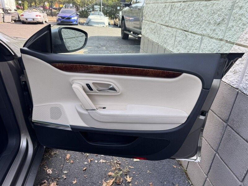 2010 Volkswagen CC VR6 4Motion Willow Grove PA