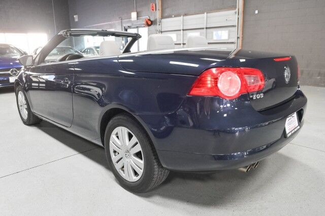 2010 Volkswagen Eos Komfort 2dr Convertible